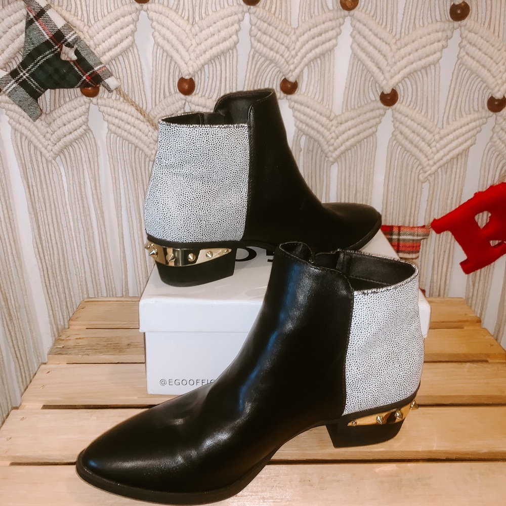 BOOTS BOOTS BOOTS!!!